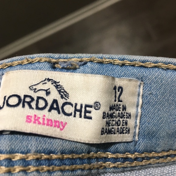 Light washed jeans - Picture 3 of 3